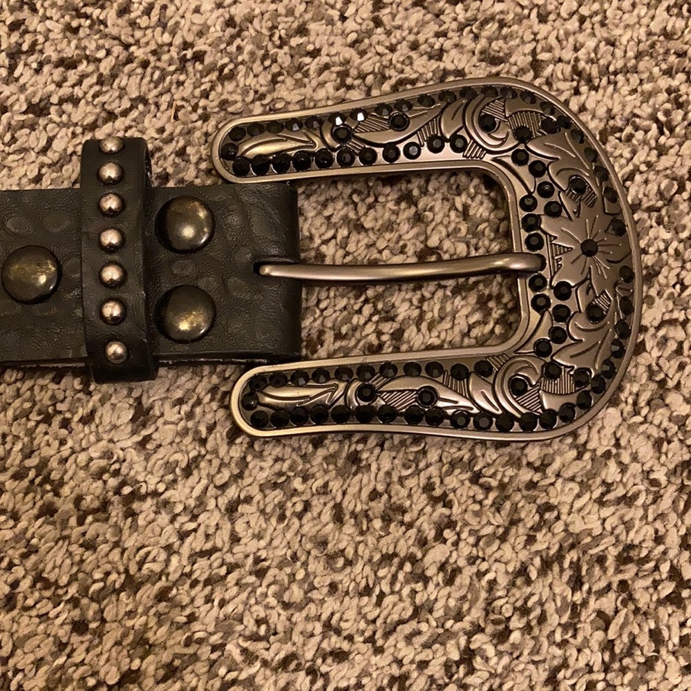 Belt - Picture 2 of 3